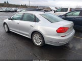 Volkswagen Passat 1.8T Se 1VWBT7A38GC039667 photo