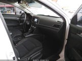 Hyundai Elantra Se 5NPD74LF5KH470731 снимка