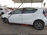 Toyota Prius C One JTDKDTB37F1099148 снимка