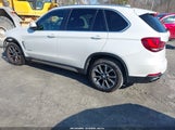 BMW X5 xDrive35I 5UXKR0C58J0X99905 fotografie