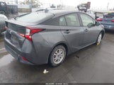Toyota Prius Le JTDKARFU0K3069244 снимка