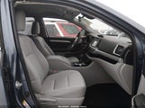 Toyota Highlander Le/Le Plus 5TDZZRFH5JS238813 снимка