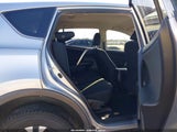 Toyota Rav4 Le JTMZFREV2JJ172377 снимка