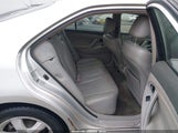 Toyota Camry Le 4T1BE46KX7U001942 снимка