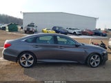 Honda Accord Touring 2.0T 1HGCV2F9XJA052569 fotografie