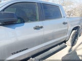 Toyota Tundra Sr5 4.6L V8 5TFEM5F11KX143380 photo