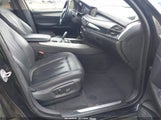 BMW X5 xDrive35I 5UXKR0C51F0P00977 снимка