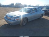Lincoln Town Car Signature 1LNHM81V27Y626608 снимка