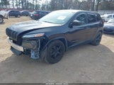 Jeep Cherokee Sport 1C4PJLAB6FW566232 снимка