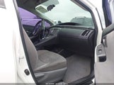 Toyota Prius Two JTDKN3DU0F1917449 снимка