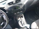 Kia Soul KNDJN2A22F7751358 снимка