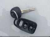Hyundai Elantra Se 5NPD84LF9HH007481 снимка