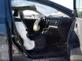 Toyota Corolla Im JTNKARJE9JJ572700 снимка