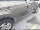 Toyota Rav4 Le JTMZFREV4FD057401 снимка