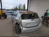 Toyota Prius C Two JTDKDTB30E1063154 снимка