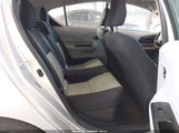 Toyota Prius C Two JTDKDTB30E1063154 снимка
