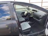 Toyota Prius C One JTDKDTB31D1544531 снимка