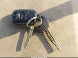 Toyota Camry Le JT2BG22K9Y0457201 снимка