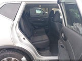 Nissan Rogue Sv 5N1AT2MVXJC818067 снимка