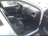 Jeep Cherokee Sport 1C4PJMAB2GW246705 снимка