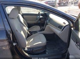 Hyundai Elantra Value Edition 5NPD84LF4JH391840 photo