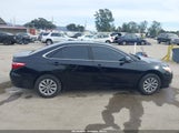 Toyota Camry Le 4T4BF1FK9GR540795 снимка