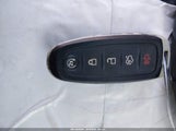 Ford Escape Titanium 1FMCU0JD8HUD27605 fotografie