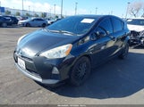 Toyota Prius C Three JTDKDTB30E1061856 снимка