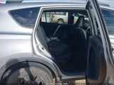 Toyota Rav4 Le 2T3BFREV1HW628494 fotografie