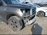Toyota Tundra Grade 5.7L V8 5TFUW5F17BX170556 fotografie