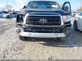 Toyota Tundra Grade 5.7L V8 5TFUW5F17BX170556 fotografie