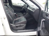 Volkswagen Tiguan 2.0T Sel Premium R-Line 3VV4B7AX7LM039395 fotografie