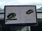 Tesla Model Y Long Range Dual Motor Rear-Wheel Drive 7SAYGDED3SF282286 fotografie