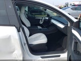 Tesla Model Y Long Range Dual Motor All-Wheel Drive 7SAYGDEE6RA266776 fotografie