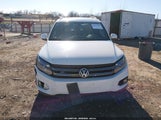 Volkswagen Tiguan R-Line WVGAV7AX3FW082611 photo