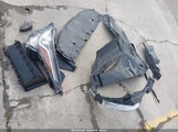 Toyota Prius Le JTDKARFU2L3108904 снимка