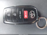 Toyota Corolla Se 5YFS4MCE8PP158632 снимка