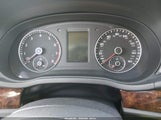 Volkswagen Passat 3.6L V6 Sel Premium 1VWCM7A3XCC011087 photo