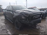 Ram  Rebel 4X4 5'7 Box 1C6RR7YT5JS204780 снимка
