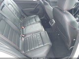 Volkswagen Golf Gti 2.0T Autobahn/2.0T S/2.0T Se 3VW447AU6JM253108 снимка