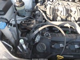 Hyundai Santa Fe Se 5XYZHDAG7BG068828 photo