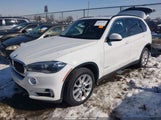 BMW X5 xDrive35I 5UXKR0C56G0P28940 fotografie