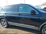 Volkswagen Tiguan 2.0T Se/2.0T Se R-Line Black/2.0T Sel 3VV2B7AX5MM021616 photo