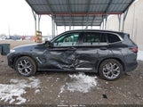 BMW X3 xDrive30I 5UX53DP00R9W05461 photo