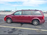 Chrysler Town & Country Touring 2A8HR54P48R765767 fotografie