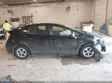 Toyota Prius Four JTDKN3DUXD5636667 снимка