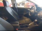 Ford Focus Se 1FADP3F22GL359419 photo