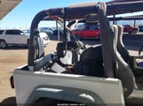 Jeep Wrangler Se 1J4FA29P4YP747620 снимка