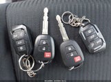 Toyota Rav4 Le JTMBFREV7HD210938 снимка