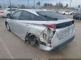 Toyota Prius Three JTDKARFU9G3513471 снимка